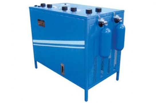 點擊查看詳細信息<br>標題：AE102A氧氣充填泵 閱讀次數(shù)：2394