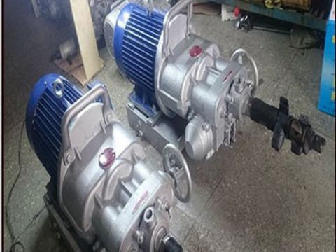 點擊查看詳細(xì)信息<br>標(biāo)題：巖石電鉆 閱讀次數(shù)：2021